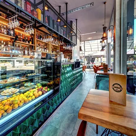 Avenue 2* סאני ביץ'