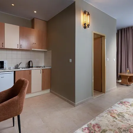 Avenue 2* סאני ביץ'