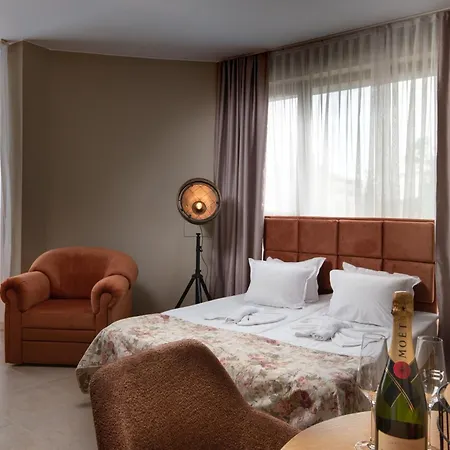 Avenue סאני ביץ'