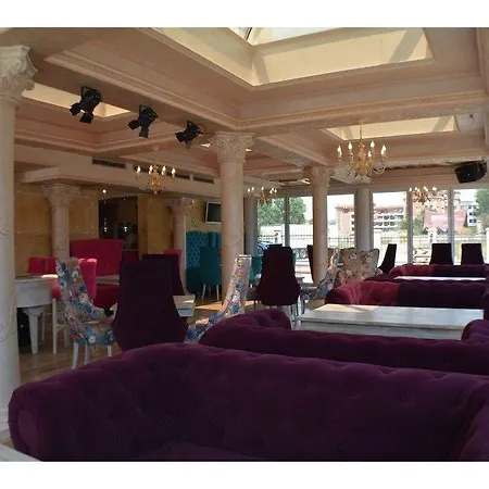 Avenue סאני ביץ'