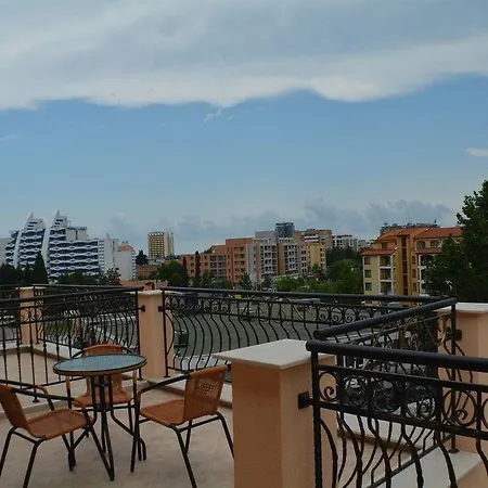Hotell Avenue Slăntjev Brjag