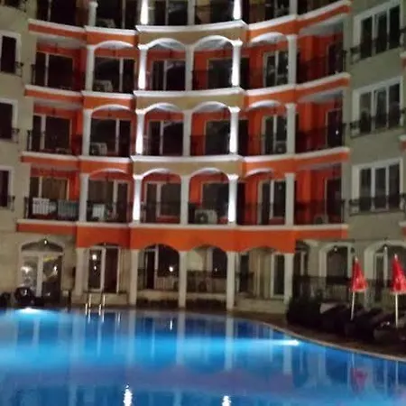 Avenue Hotel