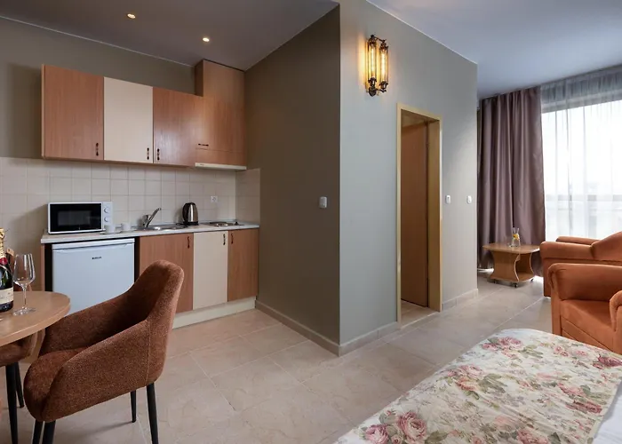 Avenue 2* Сонячний Берег